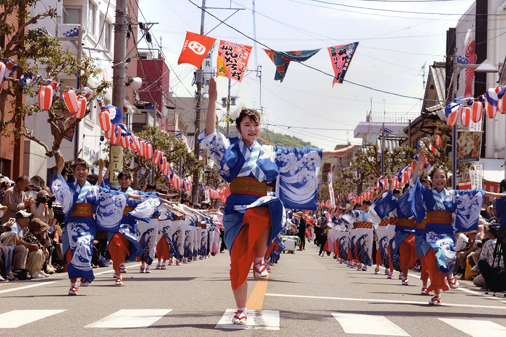 牛深ハイヤ祭り