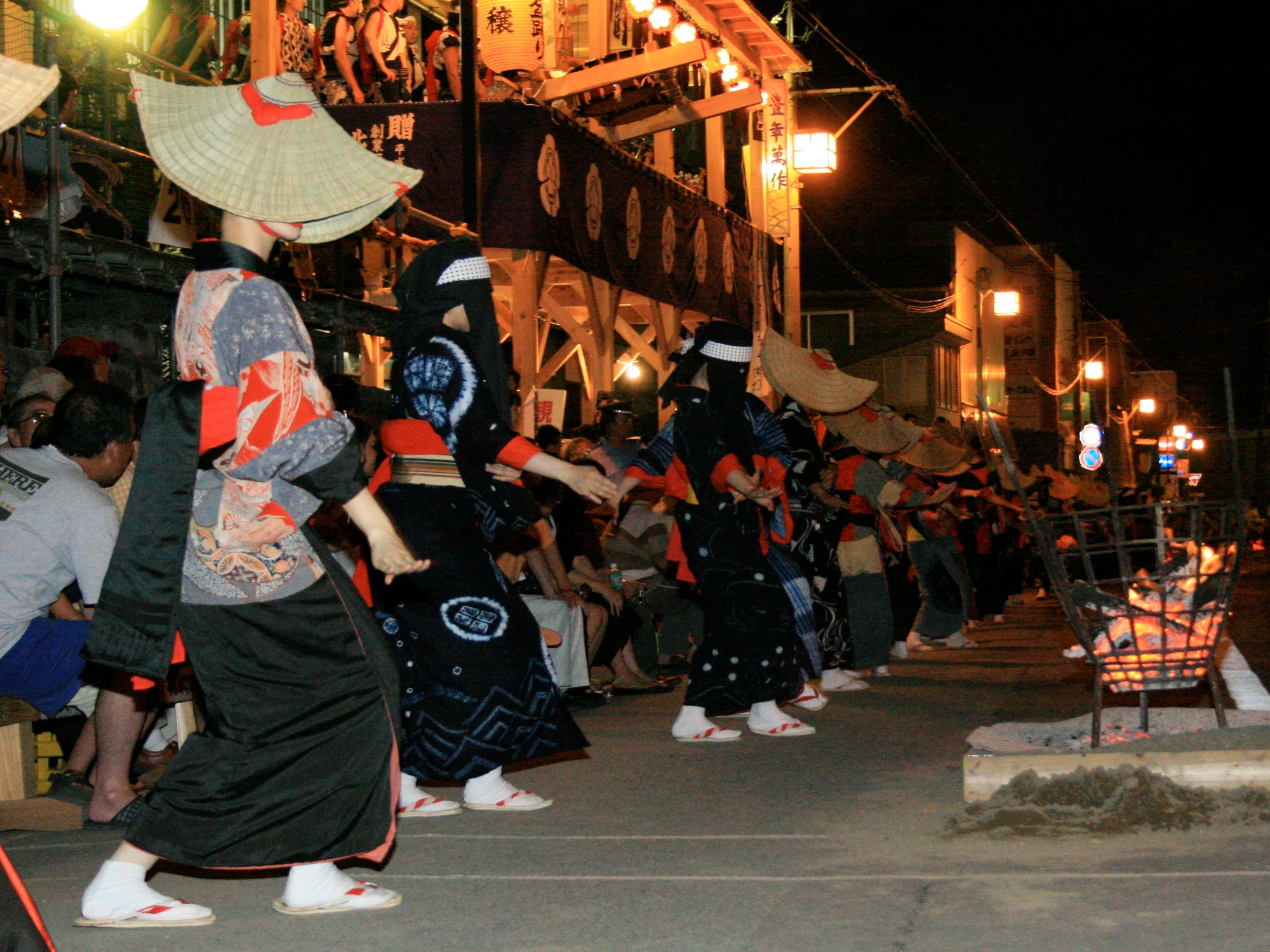 西馬音内盆踊り