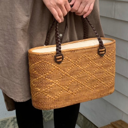 手編みアタのかごバッグ