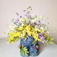 ミモザとローズマリーの盛花　　　　　(作：山本節子)