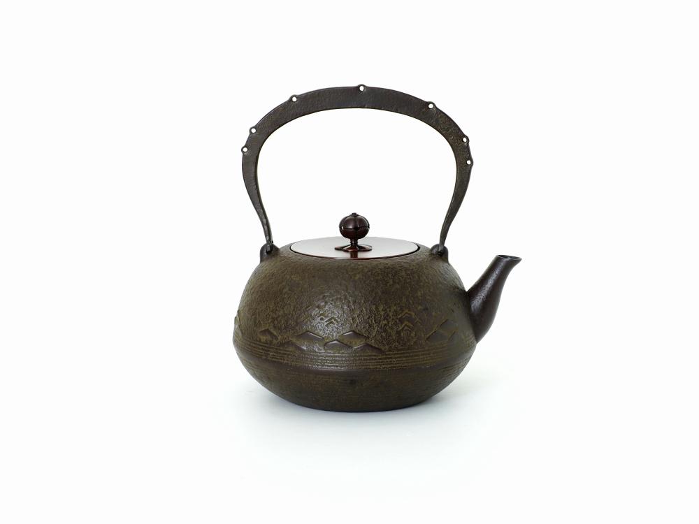 鉄瓶　平丸型　波紋肌　(唐銅蓋) 1.7L