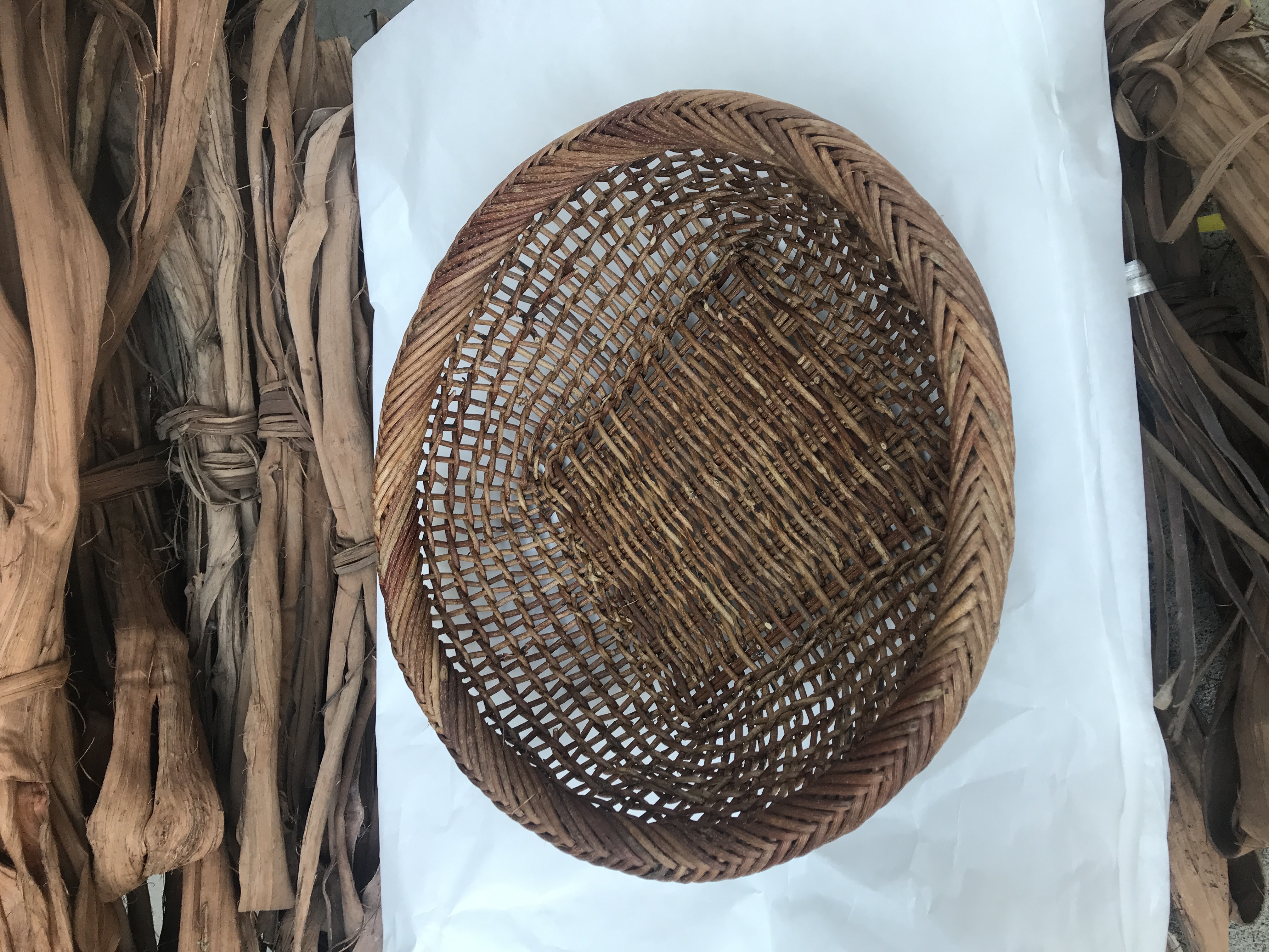 あけびこだし編み食器籠