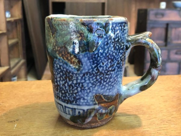 染付みじん唐草オリベ差しマグカップ