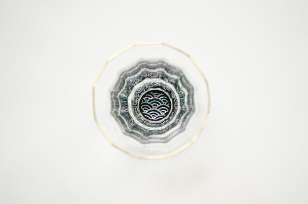 金杯（万華鏡）　青海波（貝入）黒