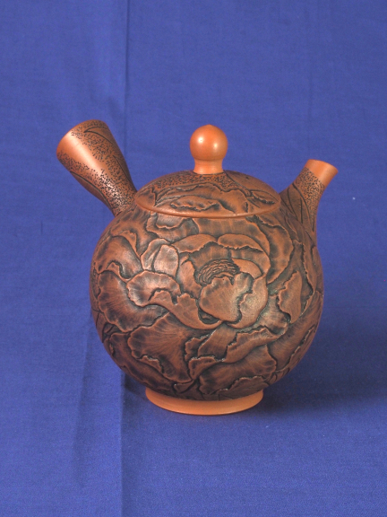 牡丹文急須（丸型）