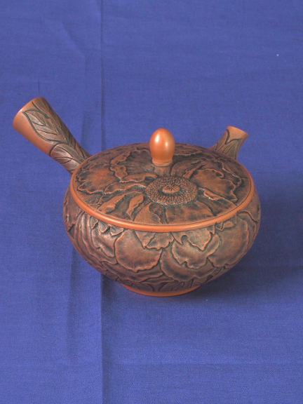 牡丹文急須（平形）