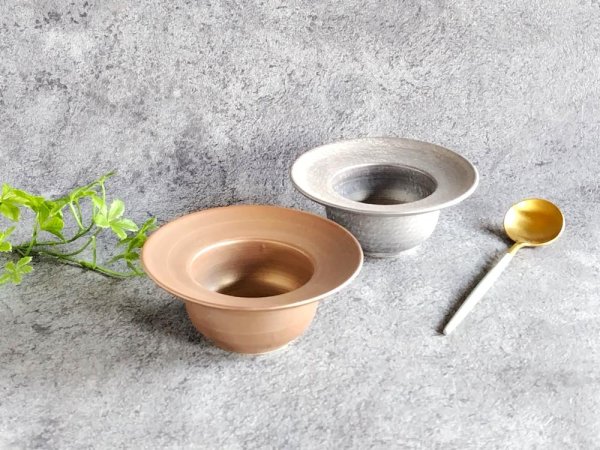 紫素雲母金・晶雲母銀　リム付スープ碗