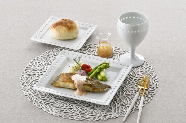 水晶ロイヤルスクエア　スクエアプレートM