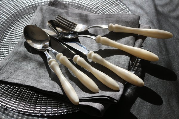 カトラリーエリゼ