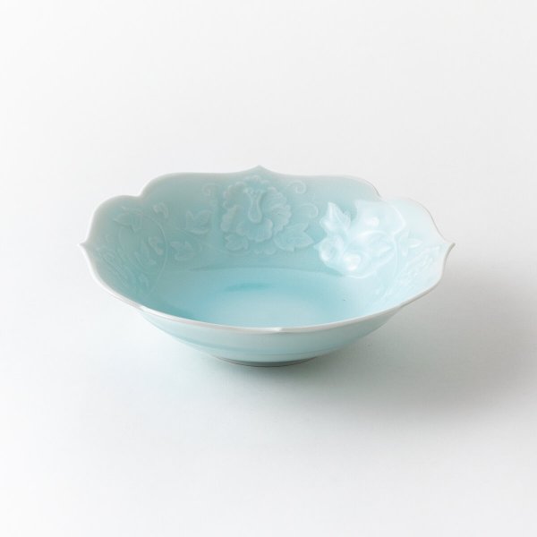 青白磁四方輪花6寸鉢