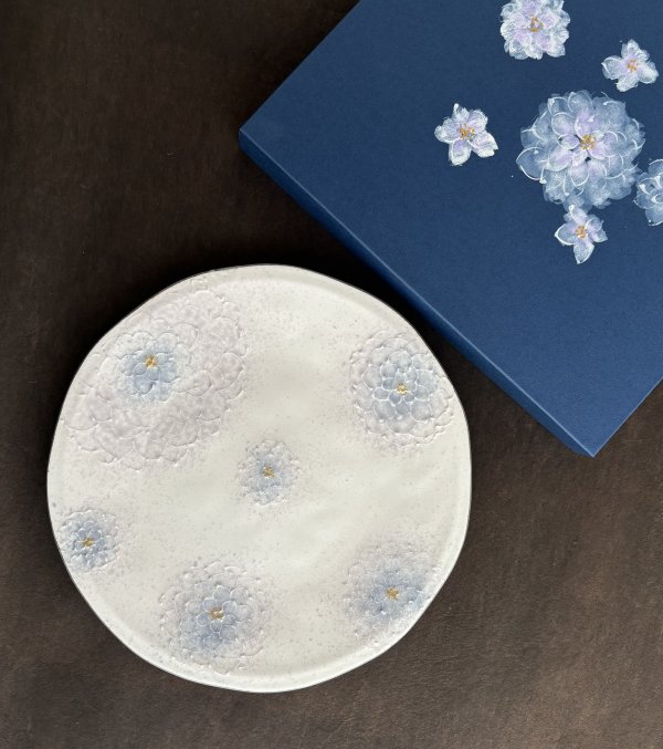 吹き付け蓮のお皿